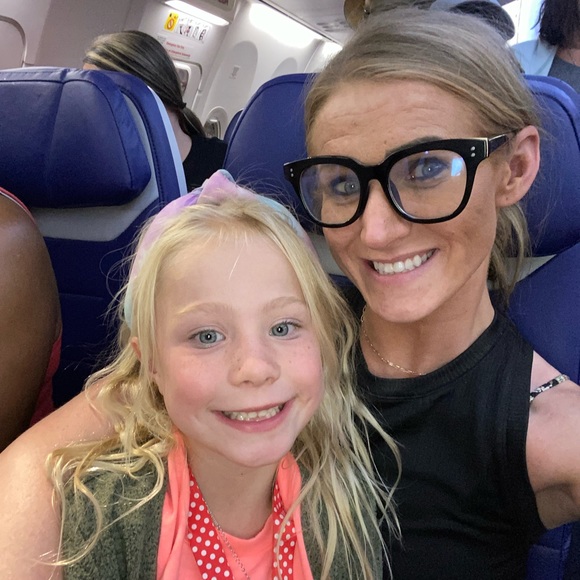 Meet your Posher, Joey - Picture 2 of 5